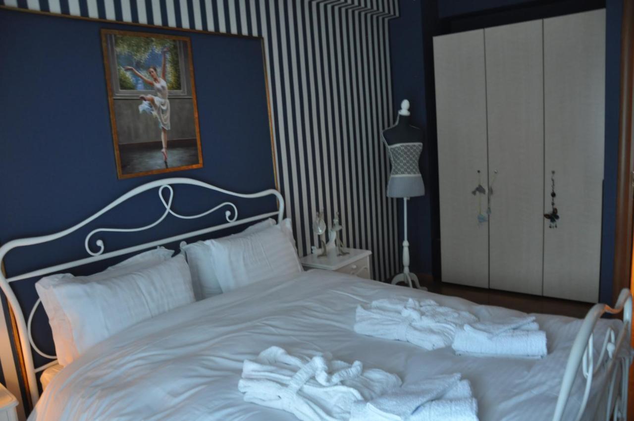 Classic Apartment With Beautiful View 卡斯托里亚 外观 照片